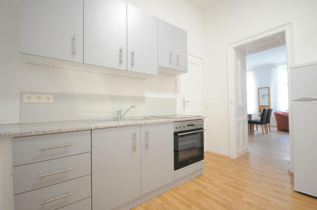 Ferienwohnung Schloessel 10 Vienna Exterior photo